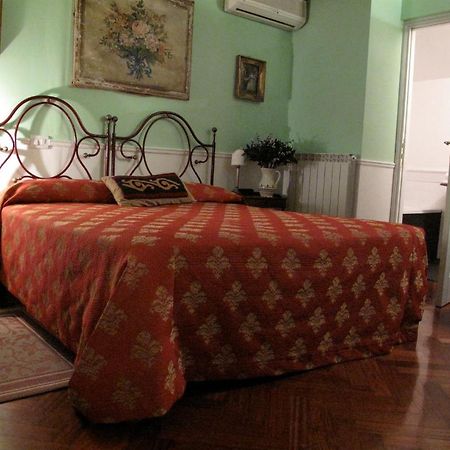 רומא Guest House Arco Dei Tolomei מראה חיצוני תמונה