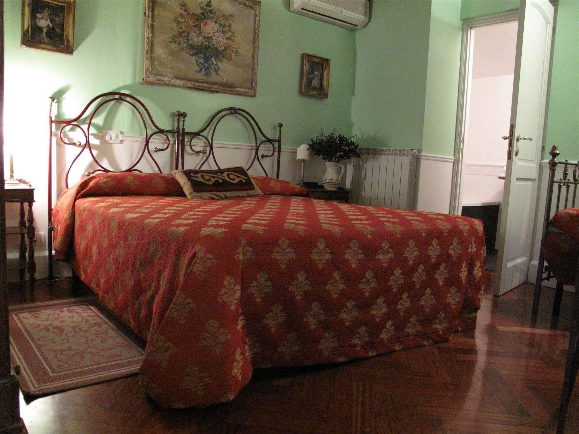 רומא Guest House Arco Dei Tolomei מראה חיצוני תמונה